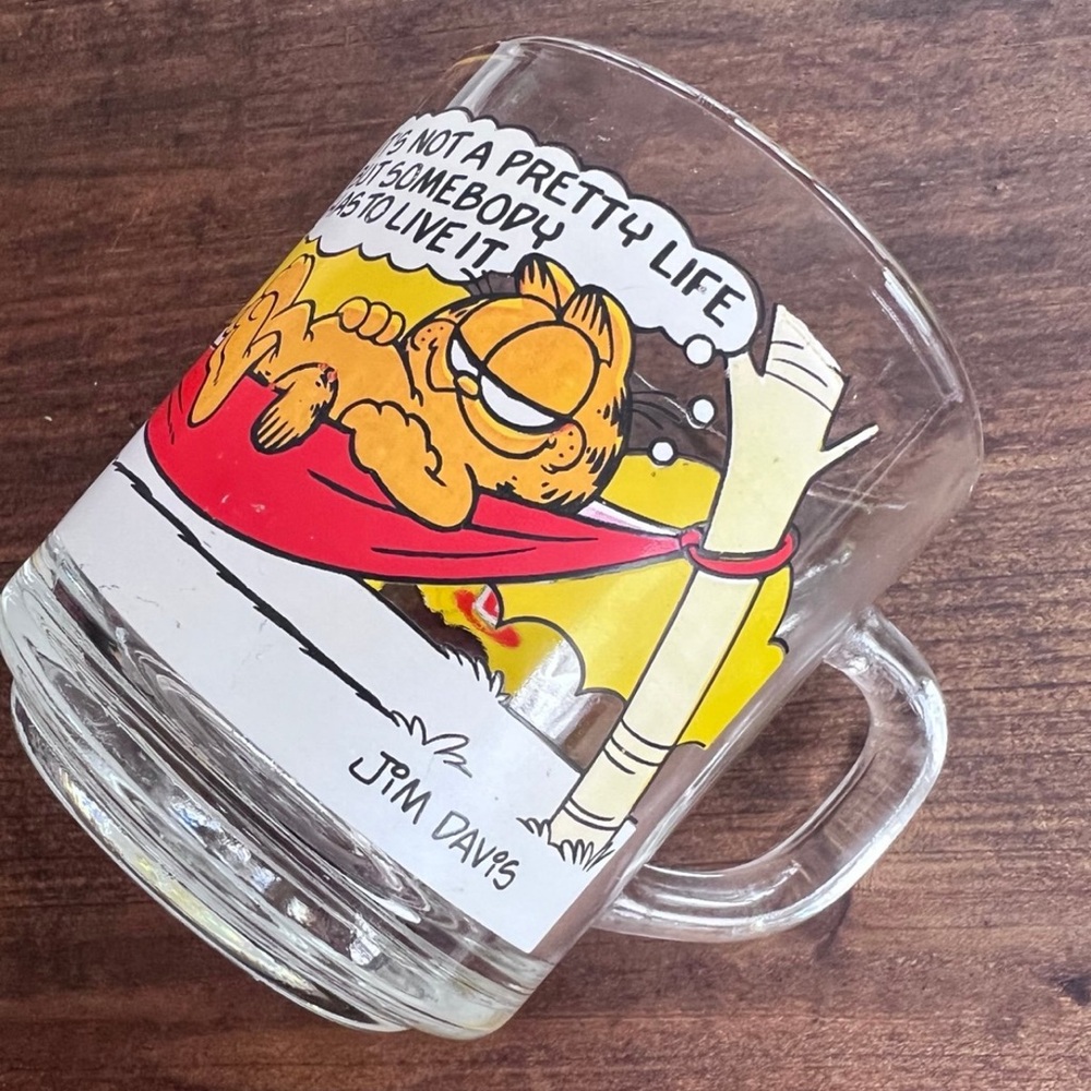 McDonald's 70’s Garfield Glass Mug with Red, Yellow, Orange and Black Artwork